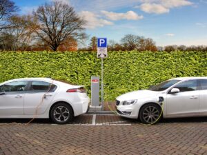 How Do Electric Vehicles Help The Environment? 4 Must-Read Points